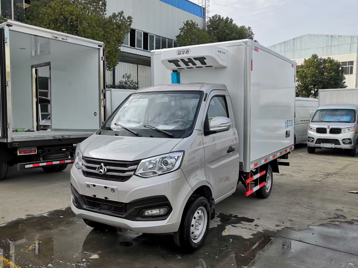 長(zhǎng)安跨越x1冷藏車（2.5米，2.7米）